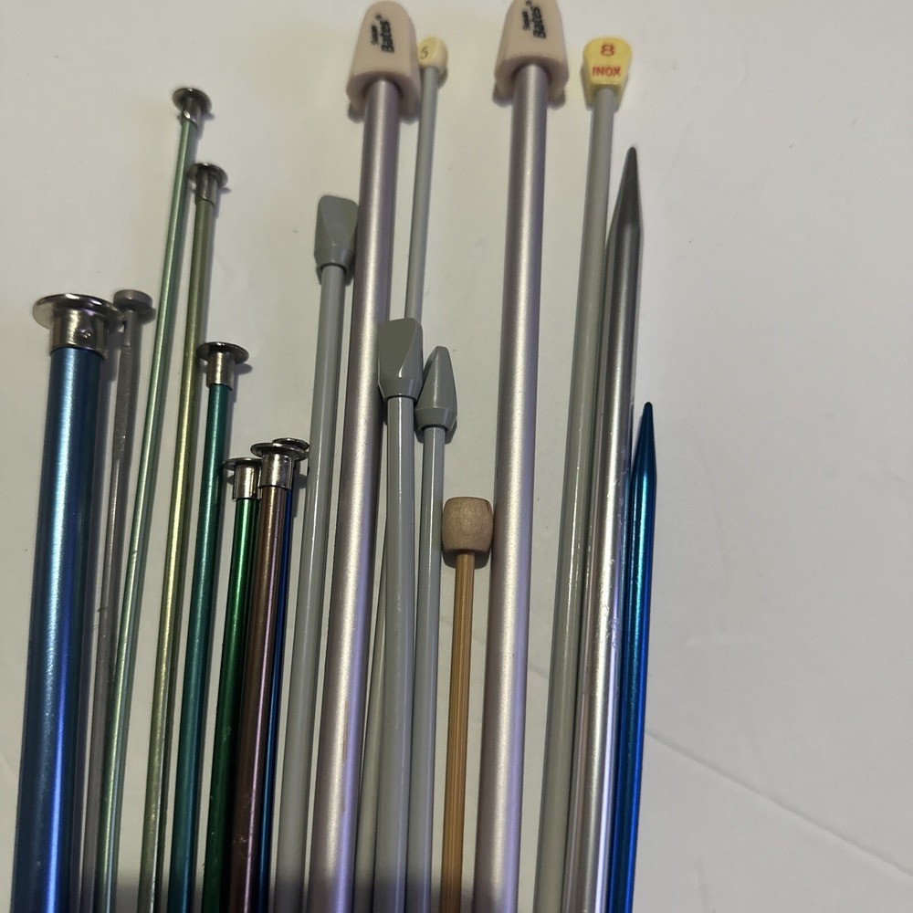 Large Lot Of Knitting Needles 20 Pcs Crochet Crafting DIY - Picture 2 of 4